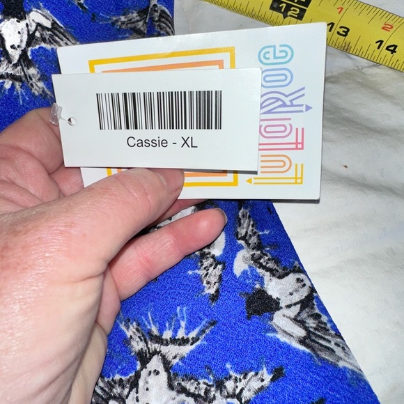 Lularoe blue Xl Cassie pencil skirt with birds( sparrows?) NWT. kitschy print - Picture 4 of 7